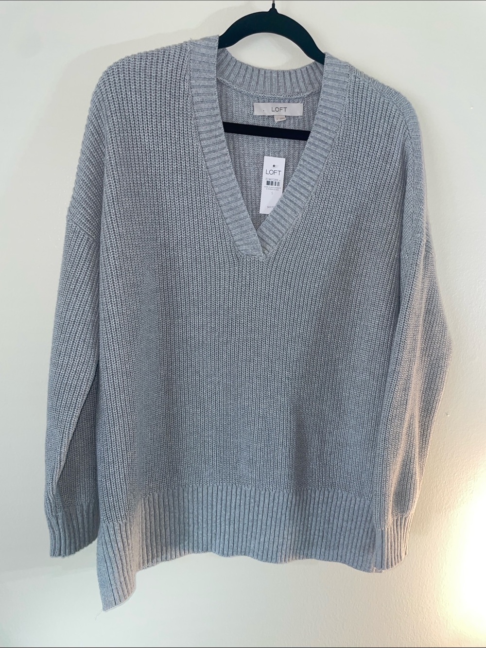 NWT LOFT 100% Cotton V-Neck Sweater Light Gray Women’s S Oversized Knit